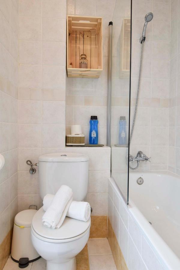 P&P Apartmens Alamos Málaga Oda fotoğraf